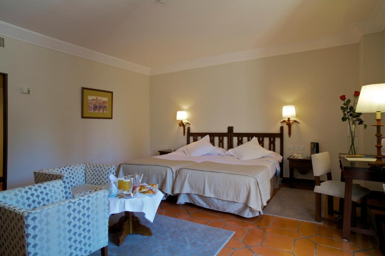 Parador De Ávila מראה חיצוני תמונה